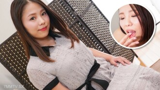 吞精人妻128～擅长口交的人妻第一次喝精液～