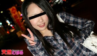 如果她换上泳装