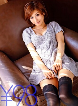 【お得】Eカップひなっちのフェラとセックス。正常位でヌプッと合体。奥までいっぱい突いてから、バックでもたっぷり突きまくり。抜いたチ○ポをフェラして騎乗位。またフェラして下から突上げ。またまたフェラして正常位でのたっぷり顔射＆お掃除フェラ 朝日奈あかり
