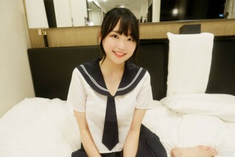 Chủ nhân của bộ ngực quốc bảo, da trắng nõn nà, ngực đẹp cúp F, đã được kiêm luôn cả quyền lực đồng tiền! ② Tròn