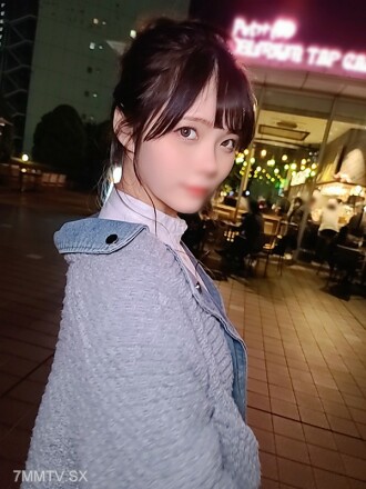 * 首次限定数量 * [无辜/个人拍摄] 不会被忽视的粉红色乳头 F 杯美女 Rei-chan 20 岁