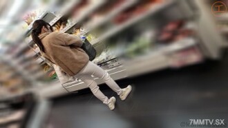 [个人] 美乳扎马尾好看的小少妇，欠费偷拍后露在户外，在厨房被挑逗，紧致小穴射出大量阴道精液（注播放样本时喘息声很大）