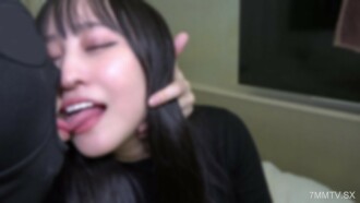 【中出兩次】與牙醫工作的黑髮長髮大胸美女做愛。豐富的乳霜，可徹底美白您的陰部。 