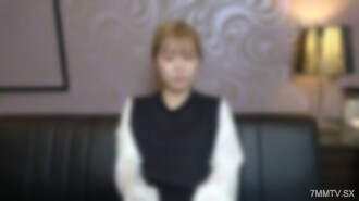 与年轻女孩体验性爱。这是一件习以为常且反性的事。我回答道，左，半精液注射，半剃光身子 | FC2电子市场