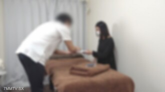 第一个地方非常飘渺，一个飘渺的女人，一个开朗的女人，然后到了店里。接下来发生的事你就知道了。 | FC2电子市场