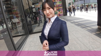 真的很软，第一枪。 2080从今天开始我要努力了！你是否为刚毕业的白领紧握拳头的大屁股感到兴奋呢？ ！在池袋邂逅一位在穿西装方面仍是学生模样的迷人社会新人！立即和紧身衣妹吃饭、做爱，让她们见识社会的严酷！ ！ ！