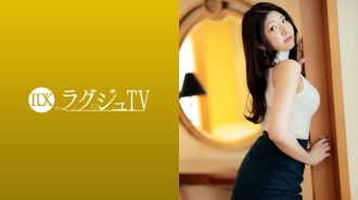 LuxuTV 1703 It's a modest feeling, but a busty piano teacher who is sullen and lewd has intense sex and is real! Atmosphere that can not be tasted in everyday life, gradually get excited about play, and immerse yourself in pleasure with bold postures!
