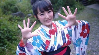 如果你和几个朋友在私人住宅中度过夏天 - Ume Yaba / Ai
