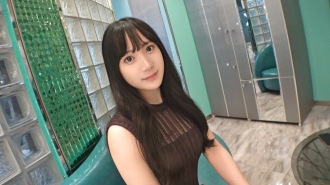 偶像般的黑白发美少女登场！好脸啊！好风格！灵敏度好！感觉太好了，让我忍不住不停地摇臀，一遍又一遍地达到高潮！ 【初拍】AV线上申请→AV体验拍摄2229