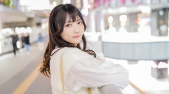 "Saya ingin menjadi seperti aktris yang saya kagumi!" Noa, dengan senyum polos, membuat keputusan besar! Mengumpulkan keberanian untuk memulai debutnya di TV Amatir! Begitu Anda menyentuh tubuh sensitifnya, ia langsung kebanjiran cairan! .... Dia mencoba dengan malu-malu menahan suaranya, tetapi suara merdunya tetap keluar! Nikmati tubuhnya yang lembut dan halus sepuasnya! [Pemotretan pertama] Melamar AV online → Pemotretan pengalaman AV 2342